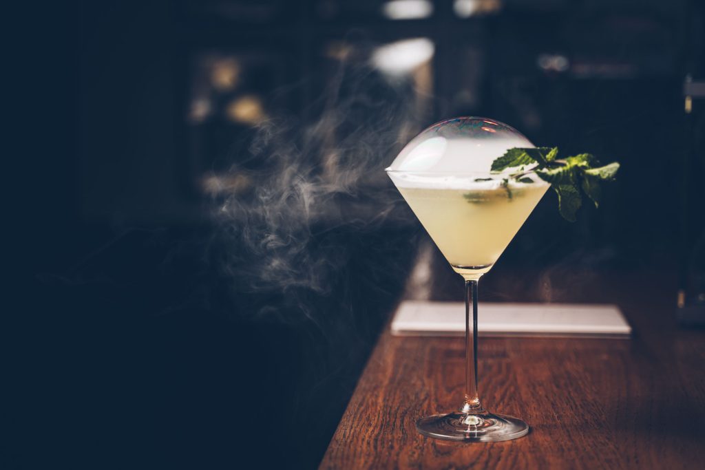 Bilder delight guide Munich & fancy hours bar