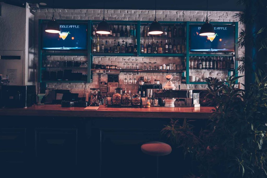 Bilder delight guide Munich & fancy hours bar